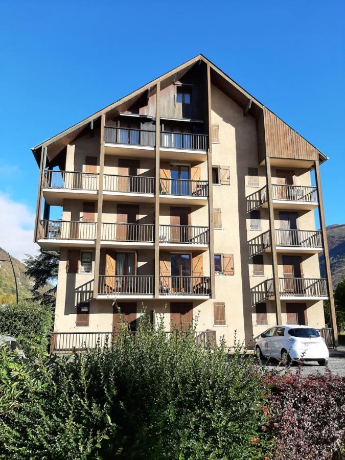 Appartement Avec Vue Sur La Montagne Bagneres-de-Luchon Bagian luar foto